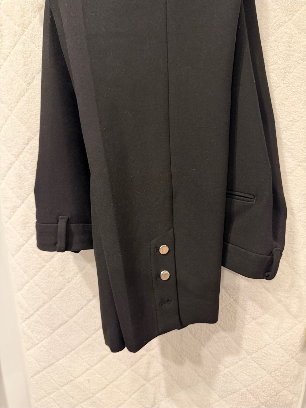 Ann Taylor Black Cropped Women's Pants with Button Detail